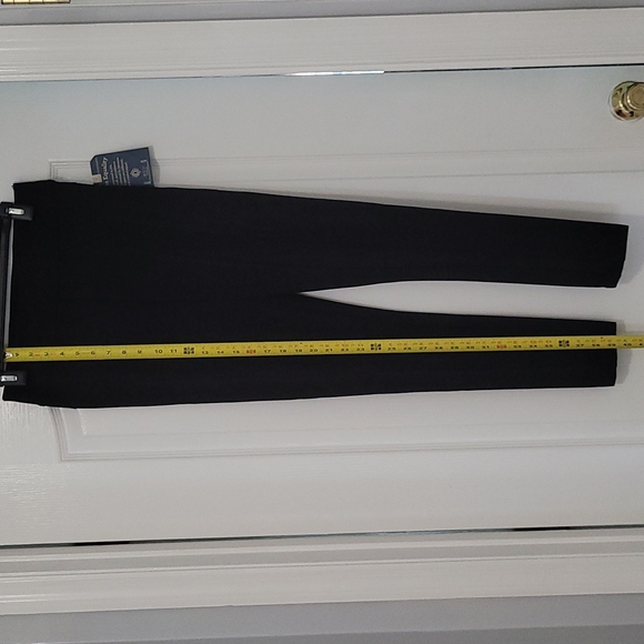 Democracy “Curve Equality” leggings - Picture 1 of 5